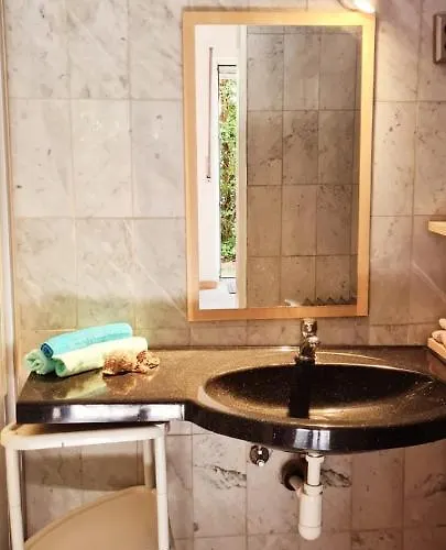 Antikhuettchen Apartmán Kalletal